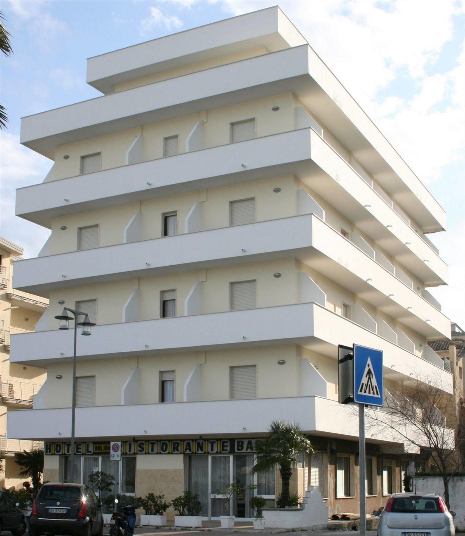 Hotel Hotel Holiday