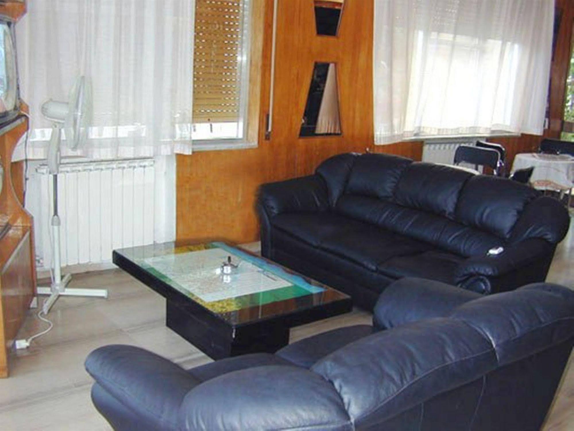 Hotel Holiday 3*